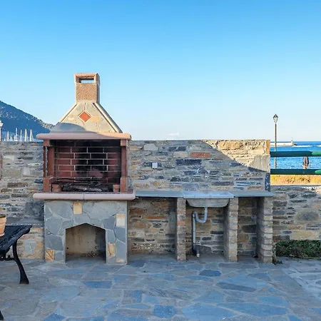 Antonios Skopelos Town