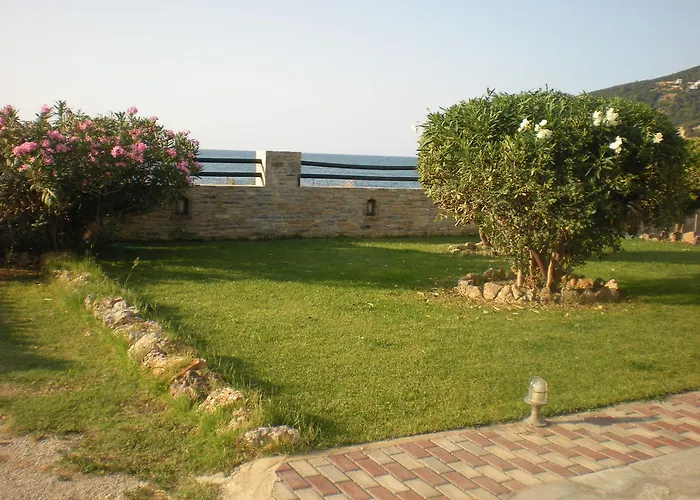 アパート Antonios